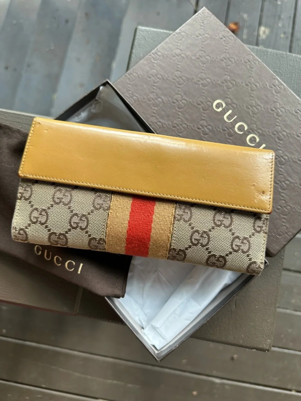 Gucci Jackie Long Wallet - Picture 8 of 12